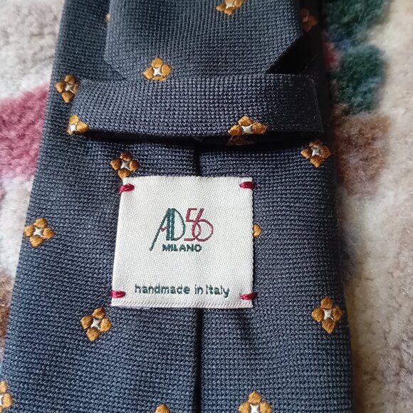 Silk Tie Bundle - Picture 13 of 16